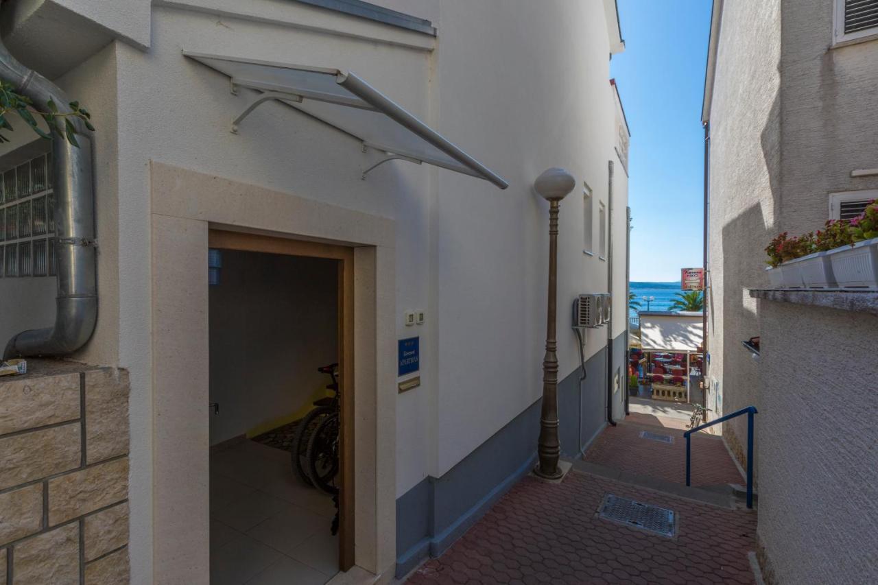 Apartment Katnic 1-2-3 Crikvenica Exterior photo