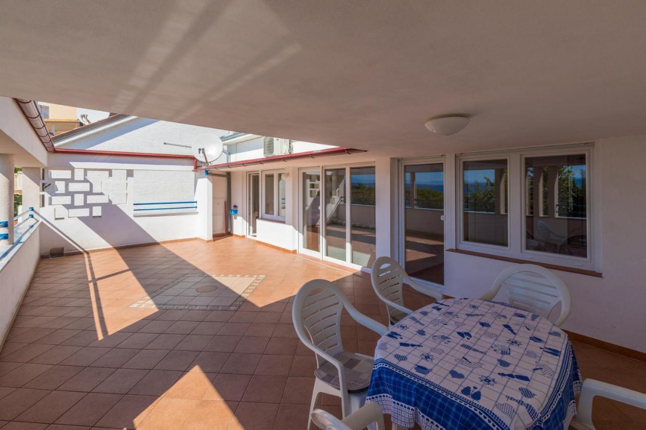 Apartment Katnic 1-2-3 Crikvenica Exterior photo